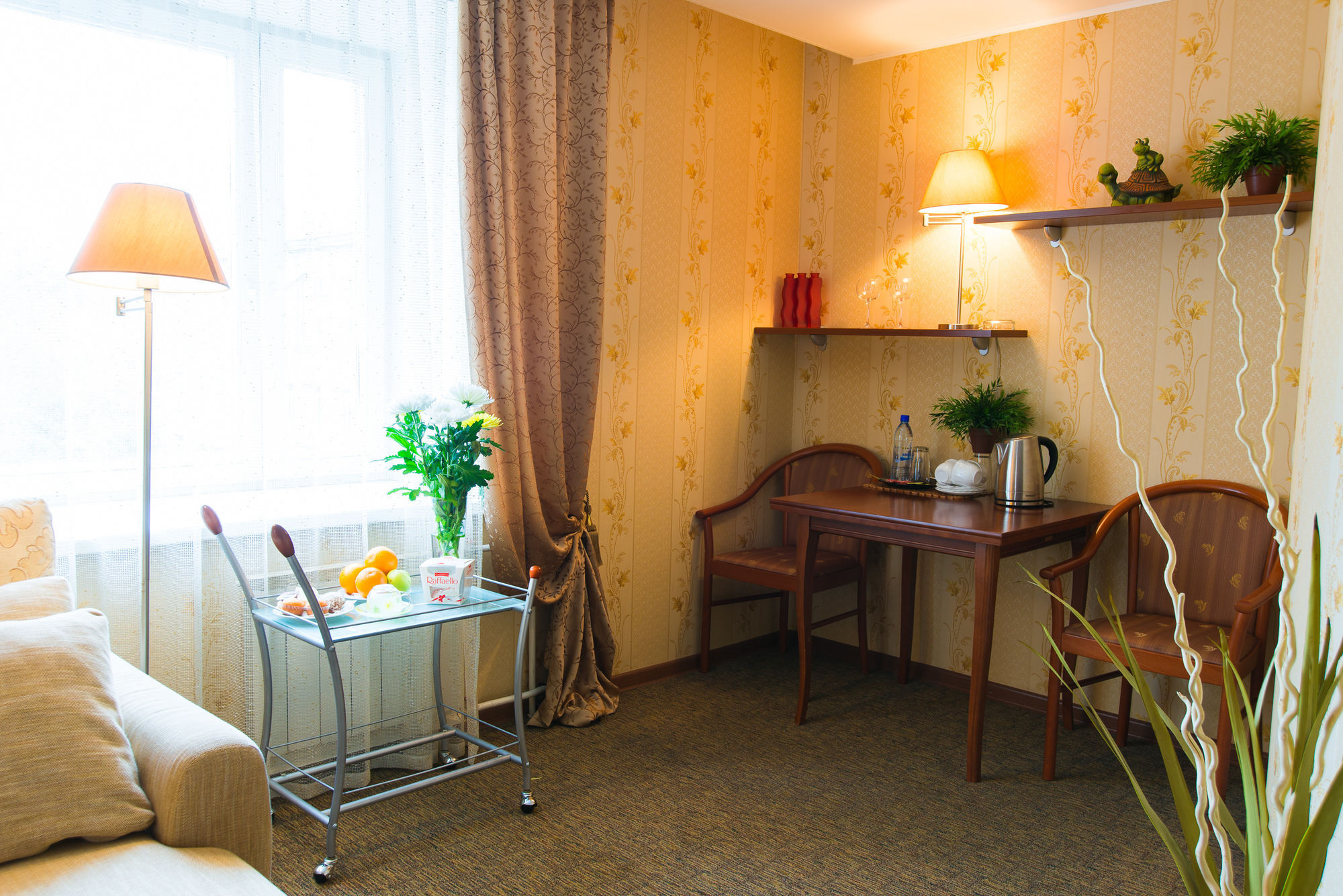 יקטרינבורג Suite Hotel מראה חיצוני תמונה